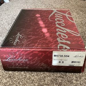 DISCONTINUED Rustic Gray Calf Snip Lucchese western boots with original box!